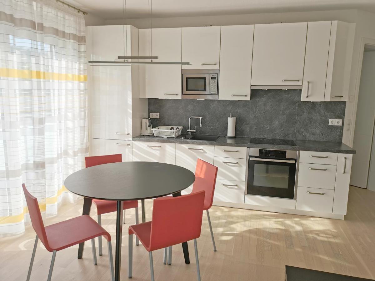 Pinovas Apartment Friedrichshafen